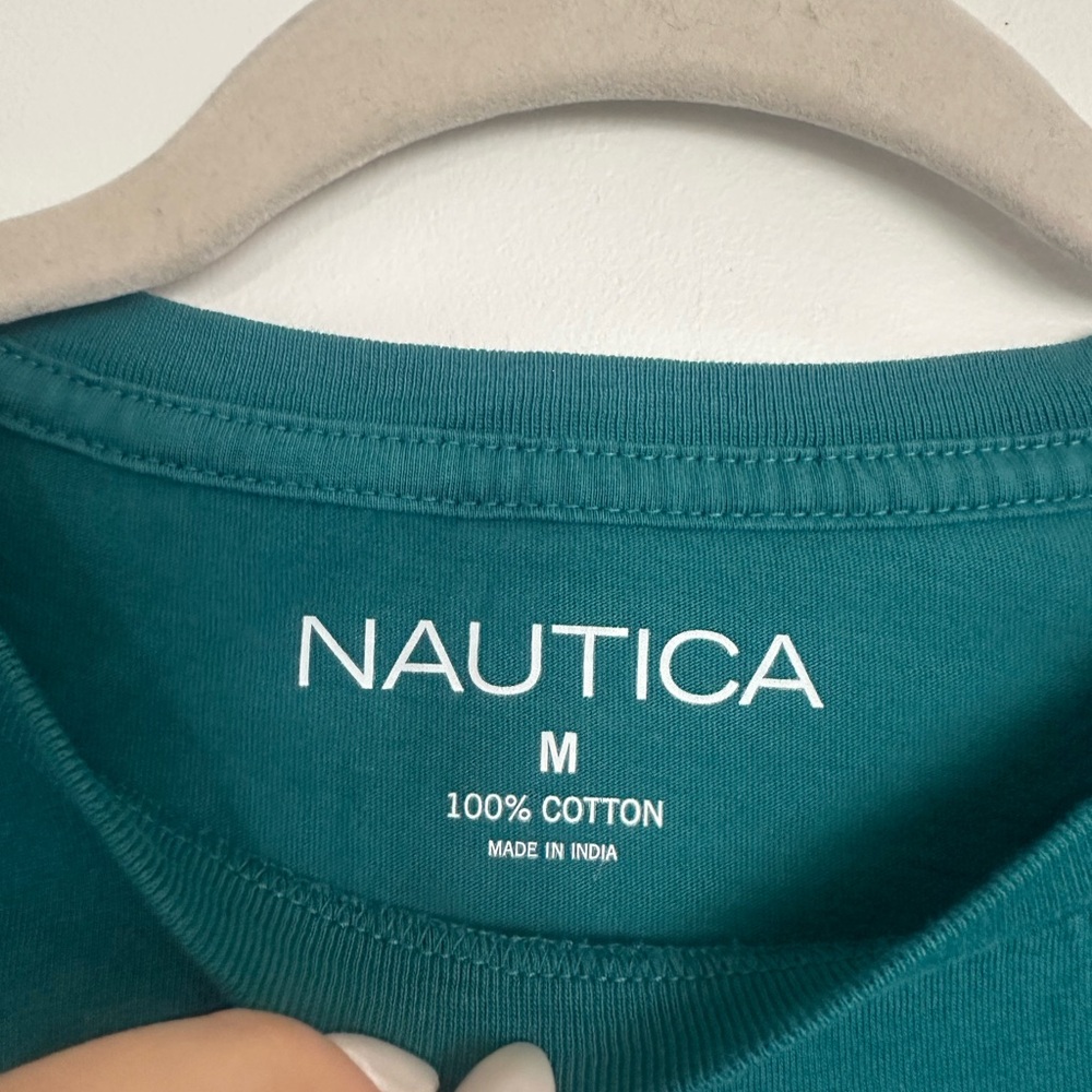 Nautica Long‎ Sleeve Logo Tee, Medium, EUC - Picture 4 of 6